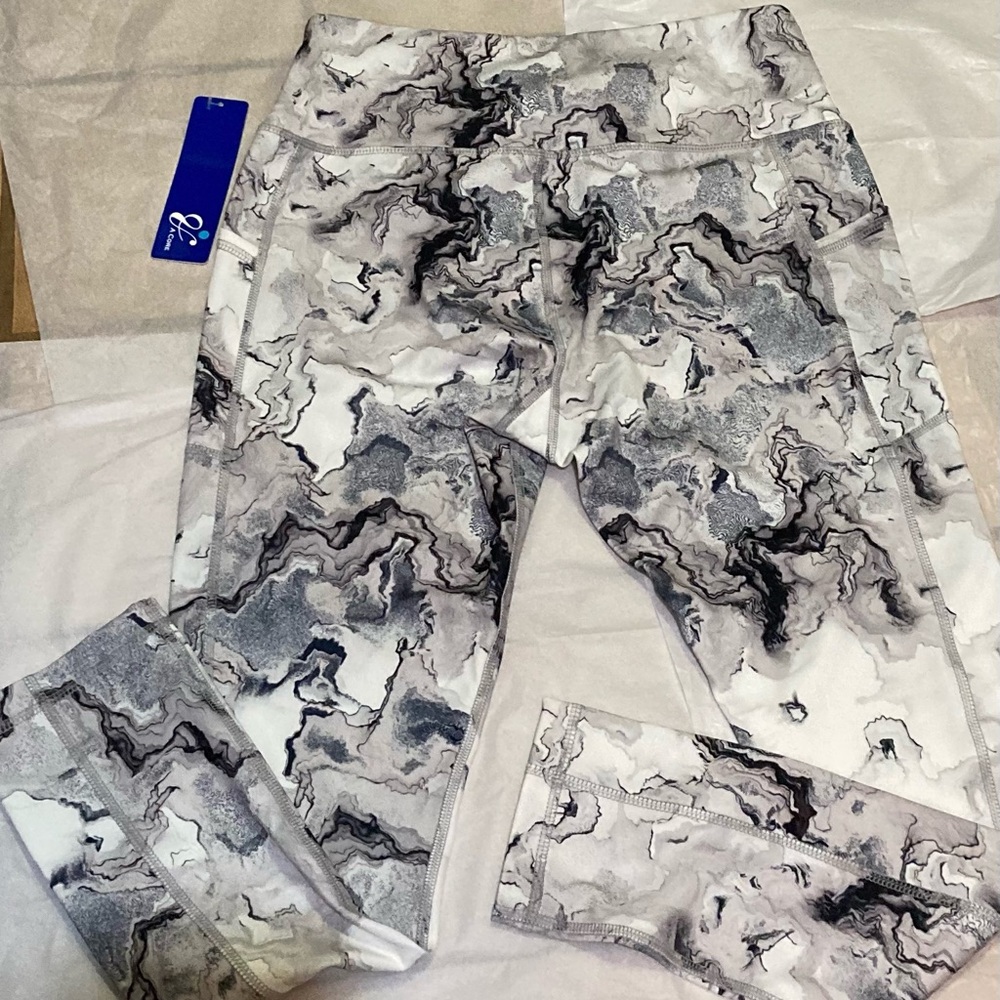 NWT Performance Wear - Picture 3 of 5